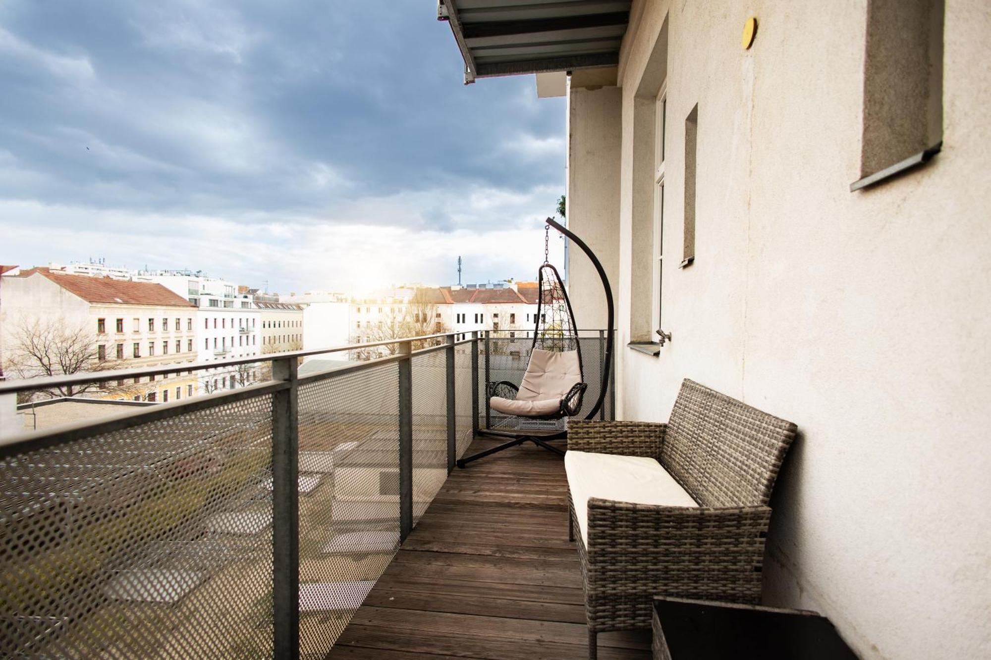 Apartment 4 Red Star 8